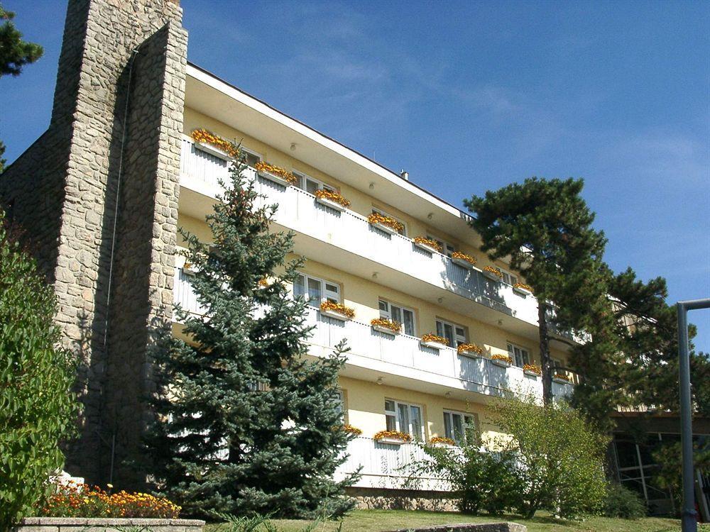 Hotel Fenyves Panorama Pécs Exterior foto